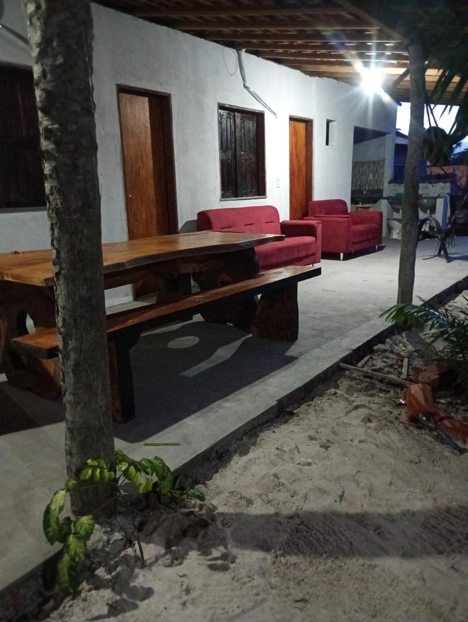 Hostel E Camping Na Rua Das Flores Santo Amaro do Maranhao المظهر الخارجي الصورة