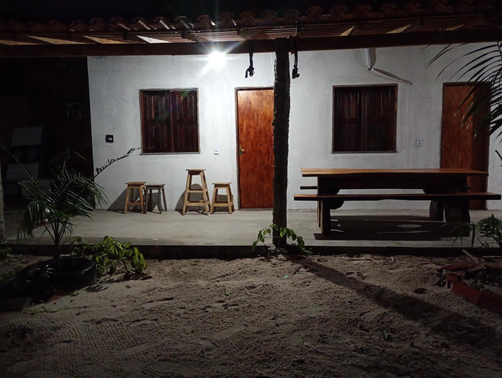 Hostel E Camping Na Rua Das Flores Santo Amaro do Maranhao المظهر الخارجي الصورة