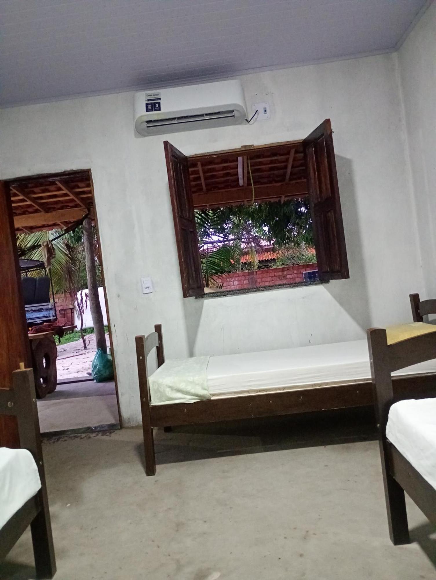 Hostel E Camping Na Rua Das Flores Santo Amaro do Maranhao المظهر الخارجي الصورة