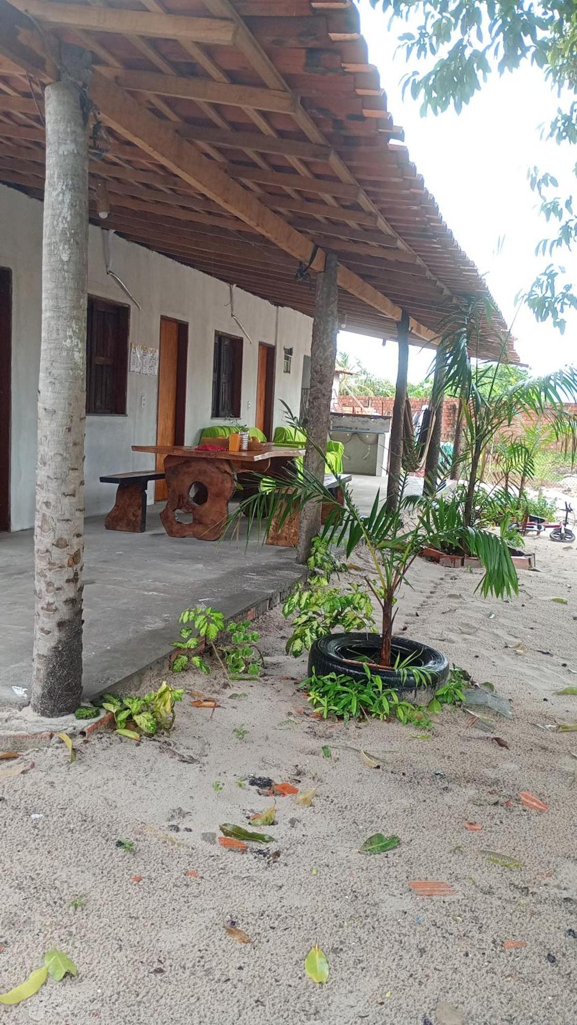 Hostel E Camping Na Rua Das Flores Santo Amaro do Maranhao المظهر الخارجي الصورة